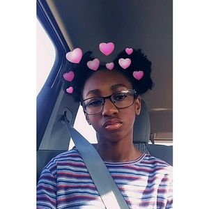 Meet your Posher, Amaya